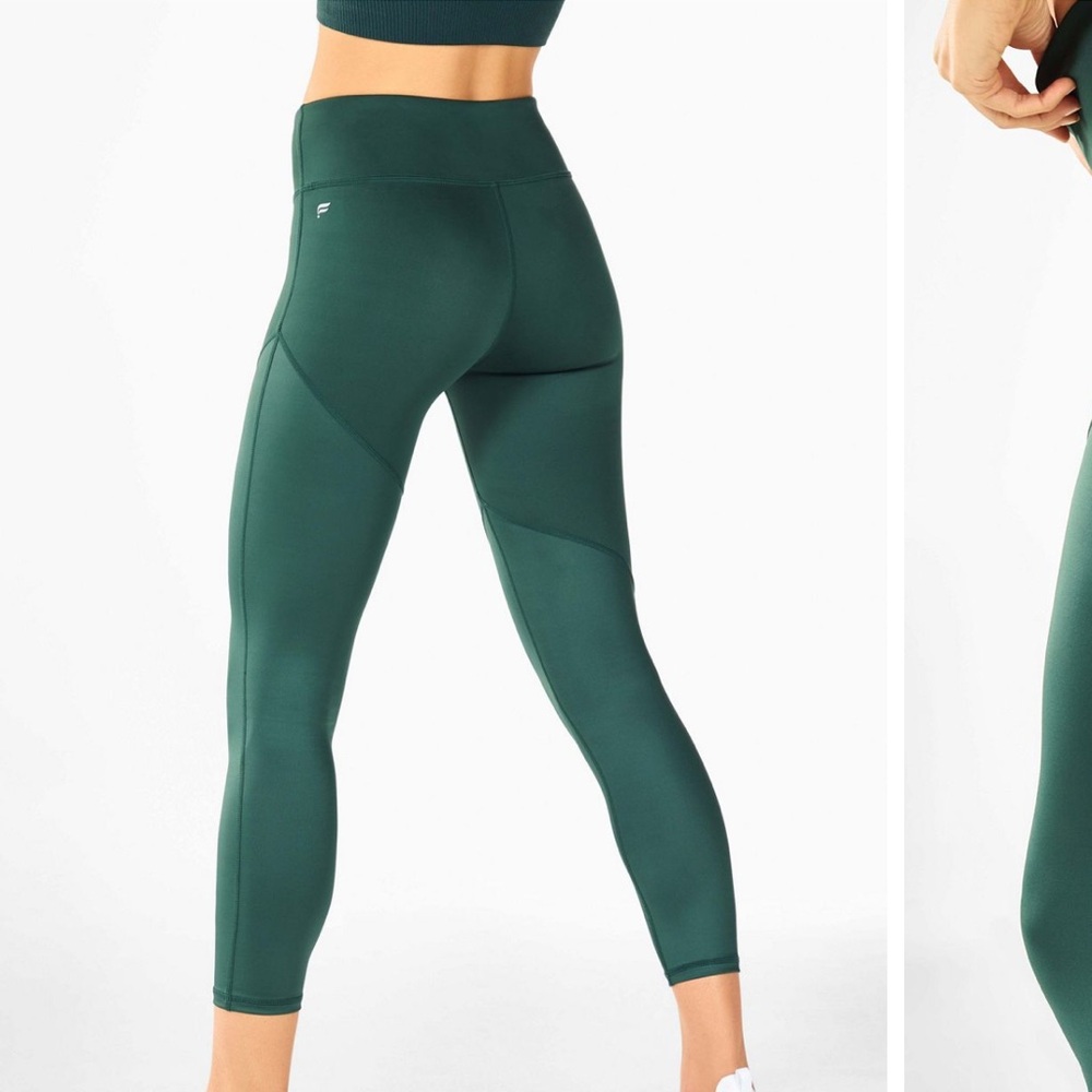 Fabletics Mid-Rise UltraCool shine leggings